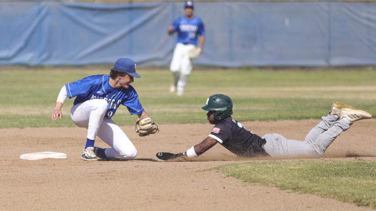 Morro Bay beats Hoover 7-0. See the photos