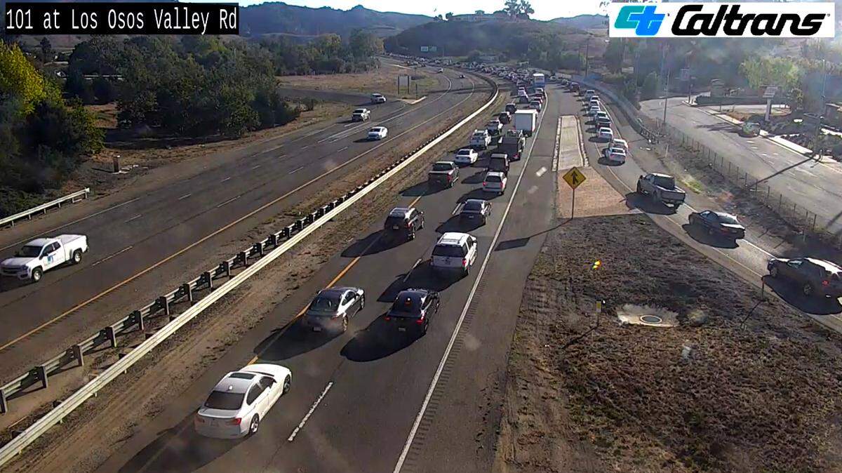 Two vehicle fires and a mattress fire that spread to nearby vegetation slowed traffic on Highway 101 near San Luis Obispo on Wednesday afternoon, Nov. 1, 2023.