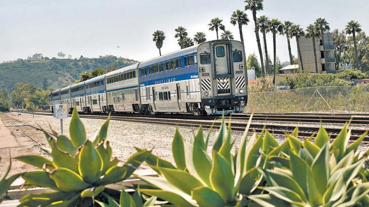 A Pacific Surfliner train travels through Santa Barbara.
