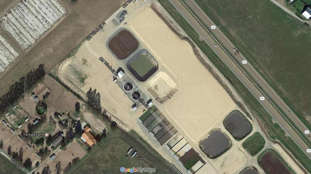 An aerial view of the Southland Wastewater Treatment Plant, which has treated Nipomo’s sewage since 2014, shows its proximity to Highway 101. When the plant isn’t operating optimally, the smell wafts toward drivers.