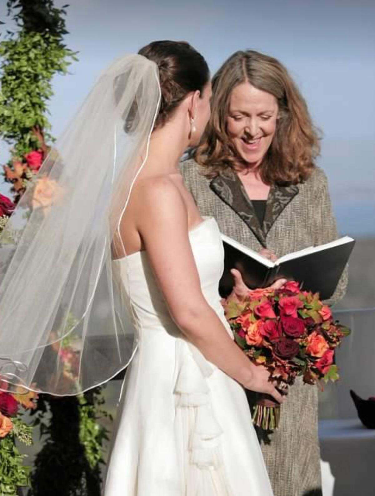 Linna Thomas officiated the wedding of her niece, Hannah Heller.
