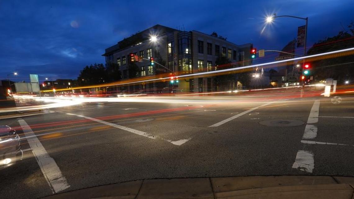 What’s the longest traffic light in SLO? This spot made motorists wait in 1980s