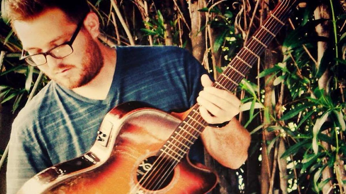 Pop-folk artist Kenny Taylor will perform in Morro Bay on Monday, April 17, 2017.