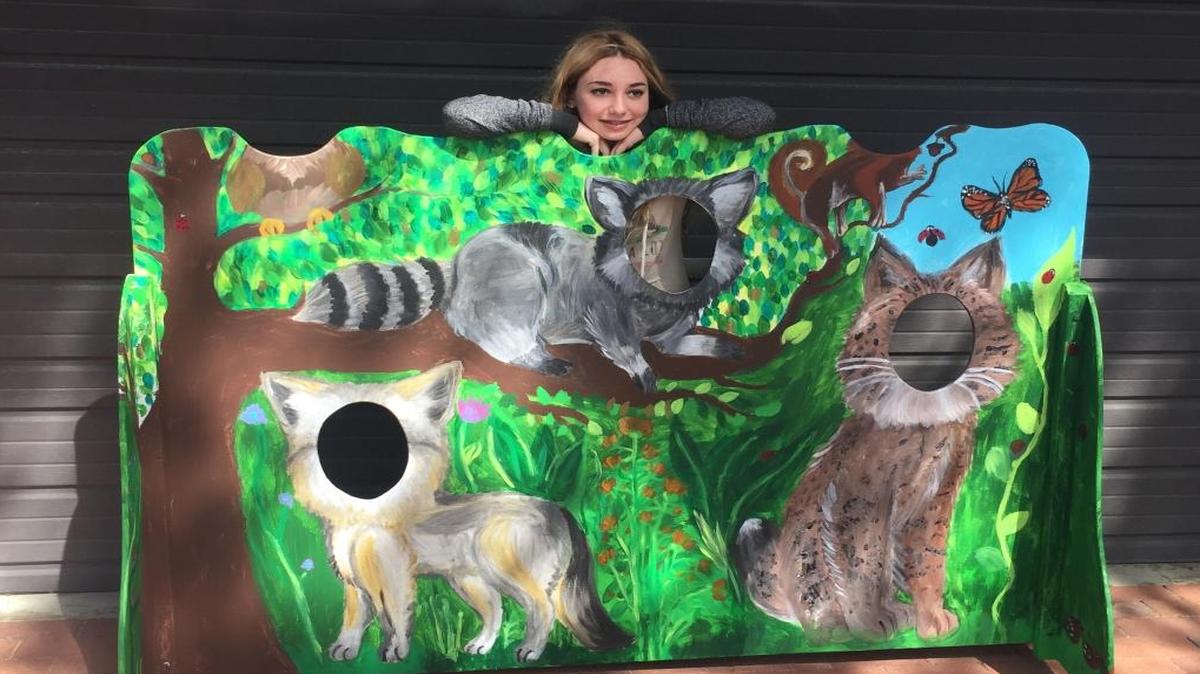 Fifteen-year-old Kaya Gwinn created this photo prop for attendees of the Wild in the Plaza event, which celebrated the 30th anniversary of Pacific Wildlife Care.