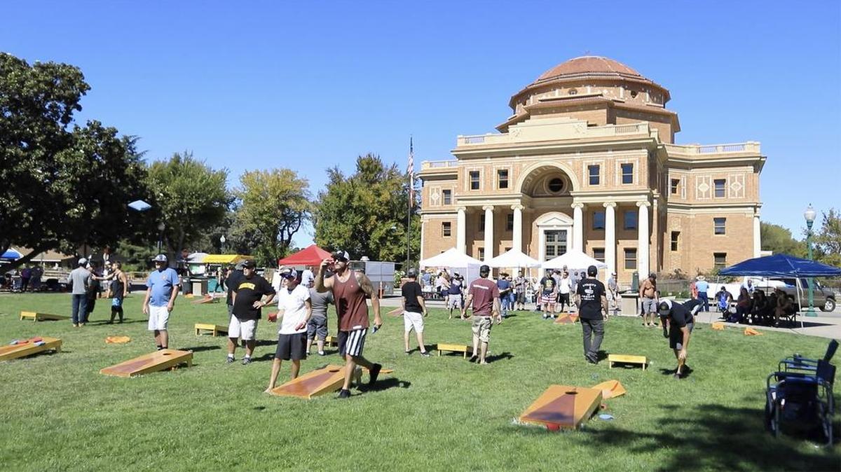 The Showdown Cornhole Tournament returns to Sunken Gardens in Atascadero on Saturday.