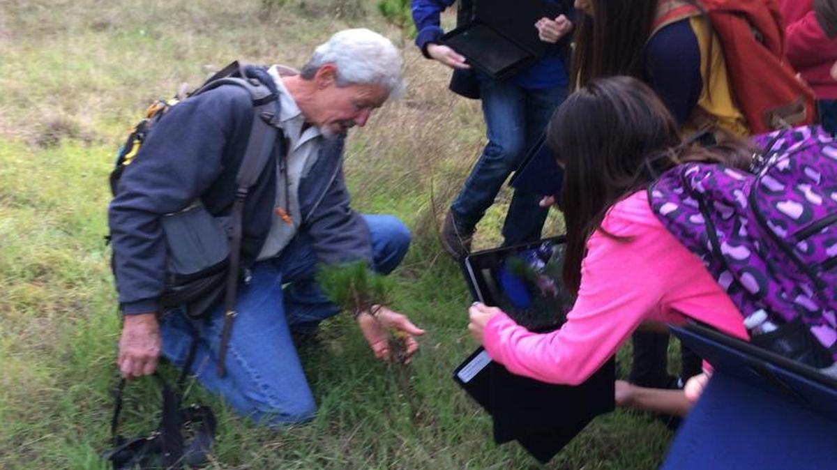 Docent Brian Morgan tells Santa Lucia Middle School students about the flora on the upper trails of the Fiscalini Ranch Preserve.