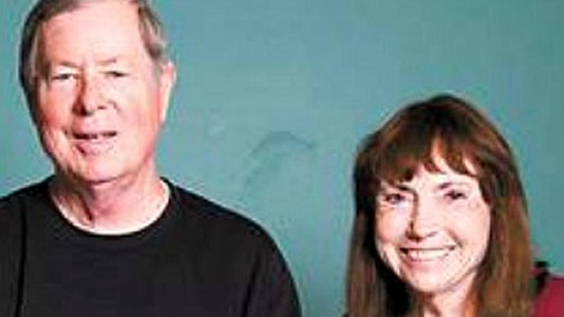 Shoemakes’ house concert features tunes from 1940s, ’50s