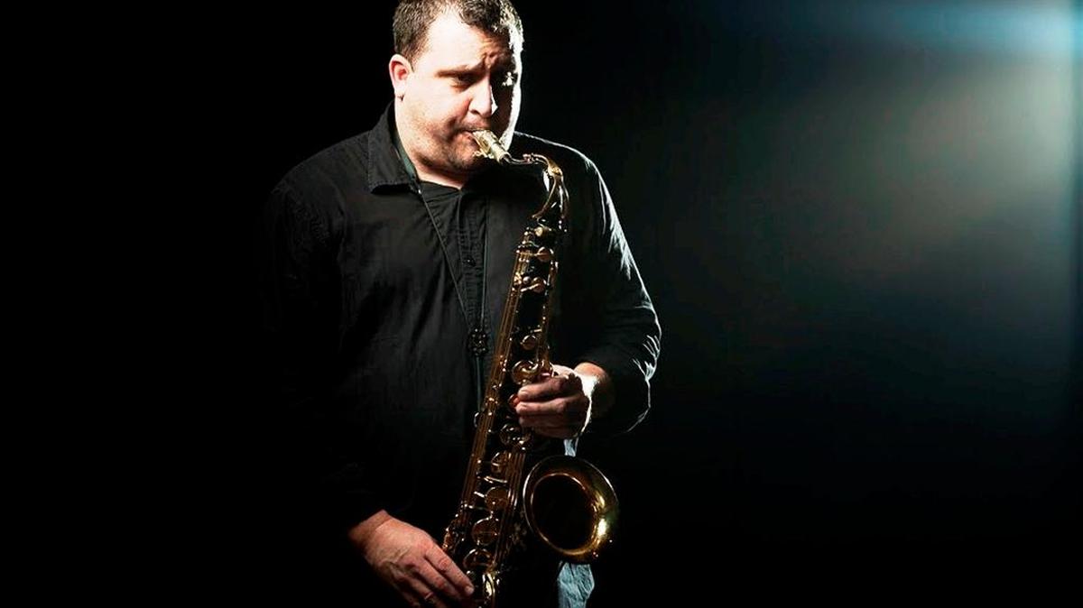 Saxophonist Jeff Ellwood will play at Painted Sky Studios on July 16 as part of the Famous Jazz Artist Series.