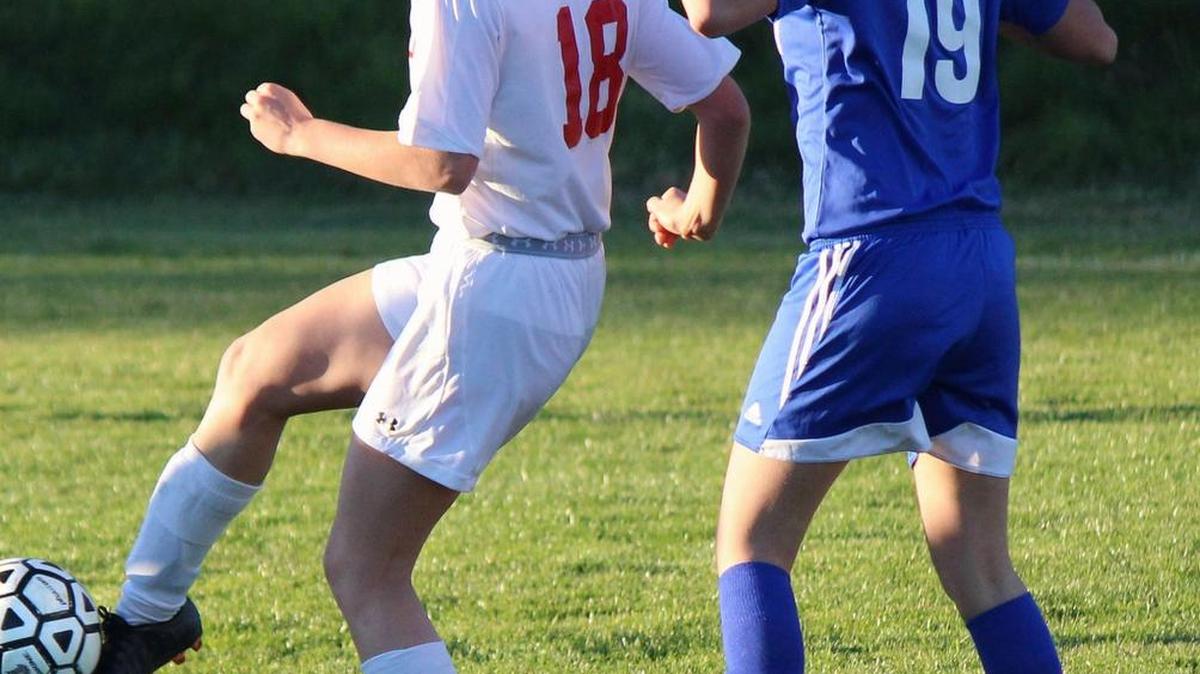 Senior Gigi Stoothoff has been a standout student athlete in cross country, volleyball, and soccer. Here she competes as a defender for the Lady Broncos varsity soccer squad in 2015.