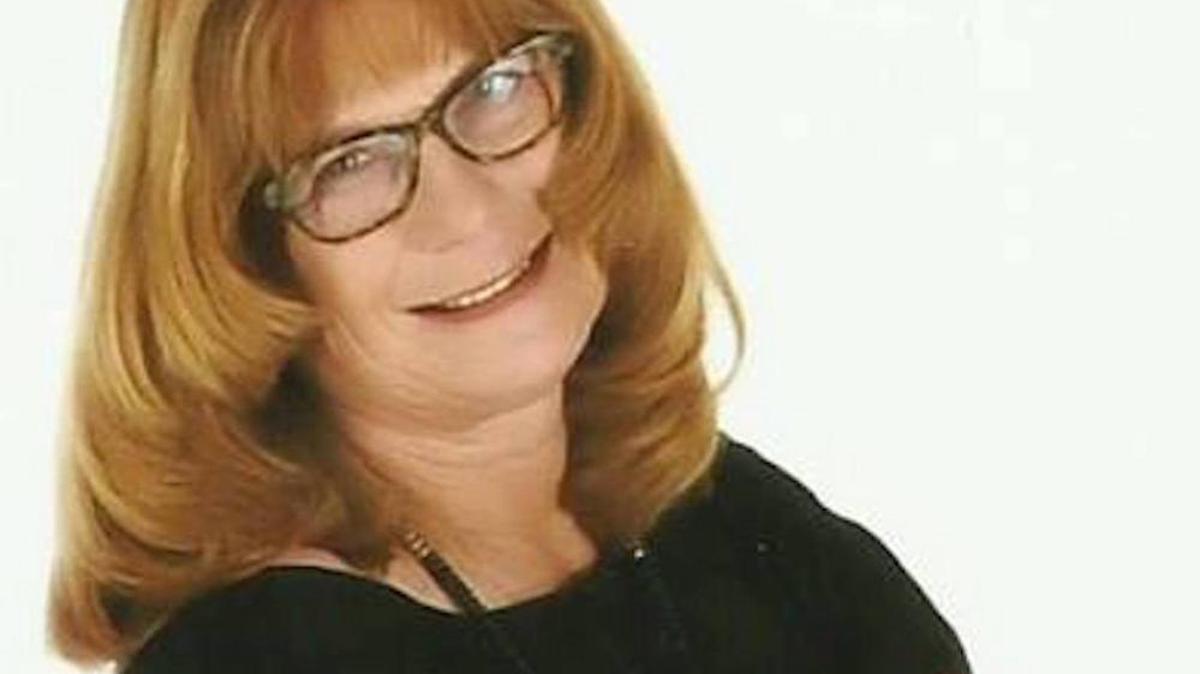 Sharyn Young plays the title role in “Shirley Valentine” at the Pewter Plough Playhouse.