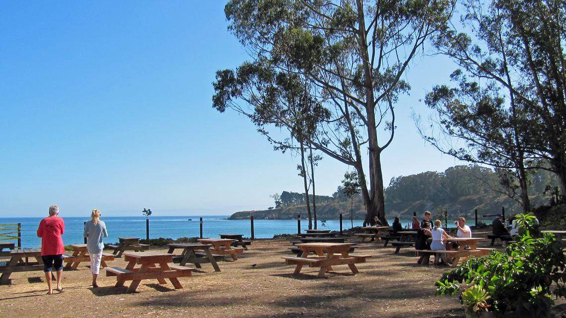 New Hearst winery tasting room has upscale look, sweeping ocean views — and a food truck