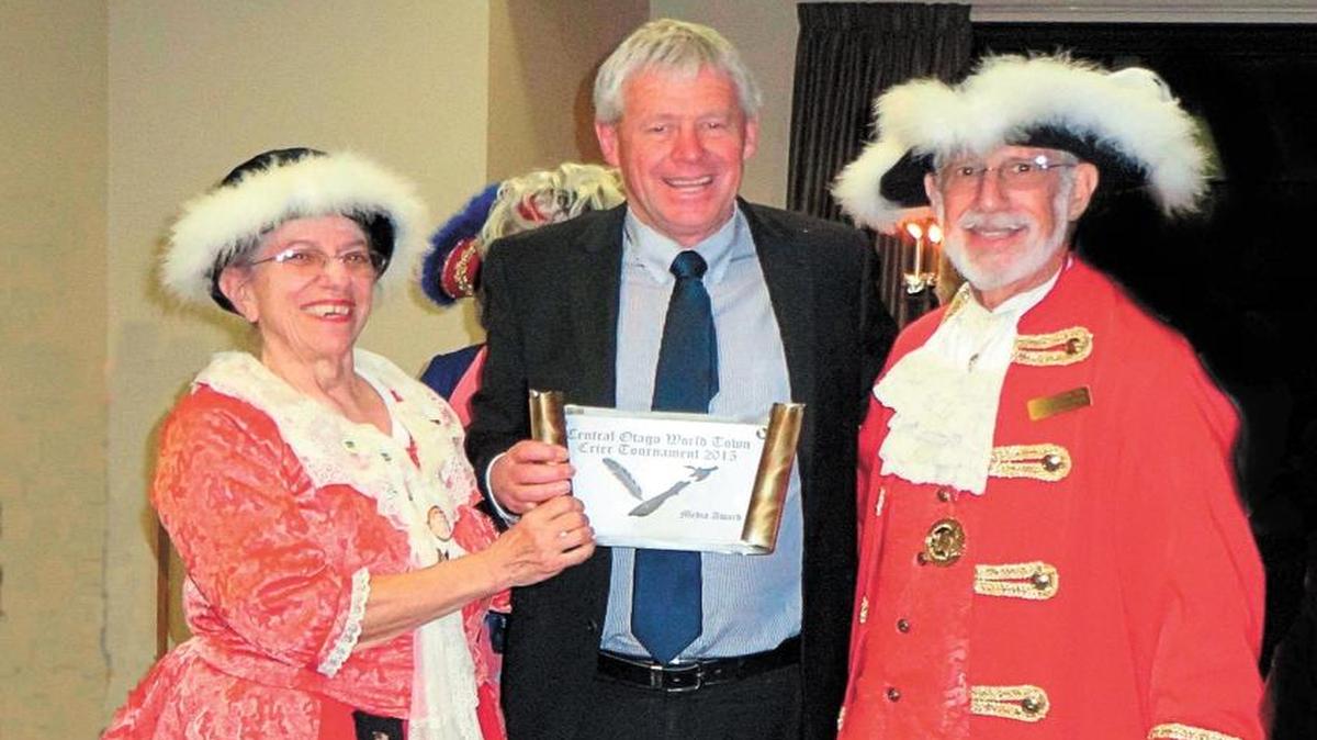 Bev and Jerry Praver of Cambria receive the media prize at the World Town Crier Tournament in New Zealand.