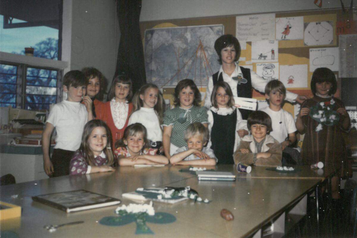 Teacher Lynn Gordon, back, with students from her 1972-73 class at Kingswood Elementary in Citrus Heights.