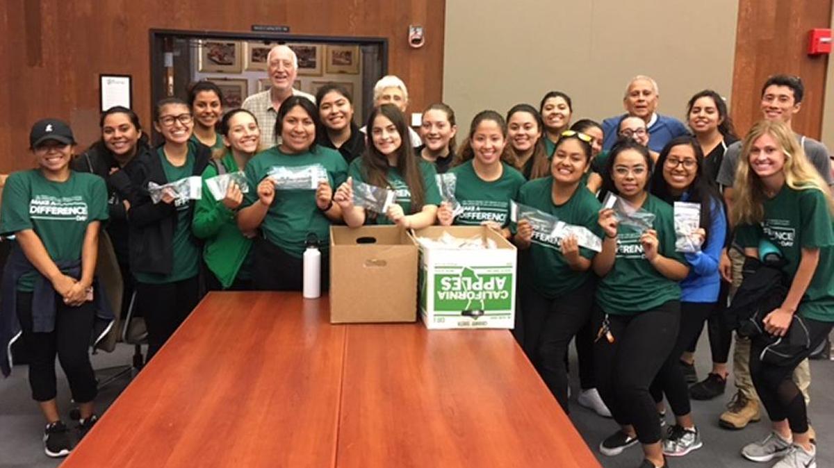 Cal Poly students partnered with ICARE founder Dr. Phil Ortiz and Paso Robles volunteers Jay Adams and Klaus Schumann to clean 4,000 pairs of donated eyeglasses.