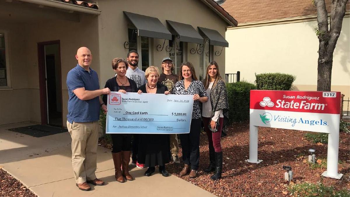 One Cool Earth recently received a donation of $5,000 for the Pacheco Elementary School garden in San Luis Obispo from Susan Rodriguez, State Farm Insurance Agent. Pictured are, front, from left to right: Pacheco Elementary Principal Chris Jones, Susan Rodriguez with two State Farm Insurance employees and Miranda Beal from One Cool Earth. In the back are One Cool Earth’s Dylan Jones and Greg Ellis.