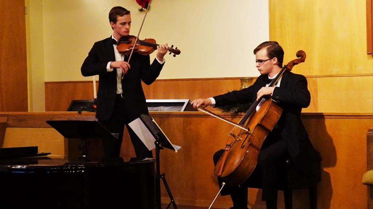 Timothy Shanks, left, and Titus Shanks gave the winning performance in San Luis Obispo Youth Symphony’s Concerto Competition.