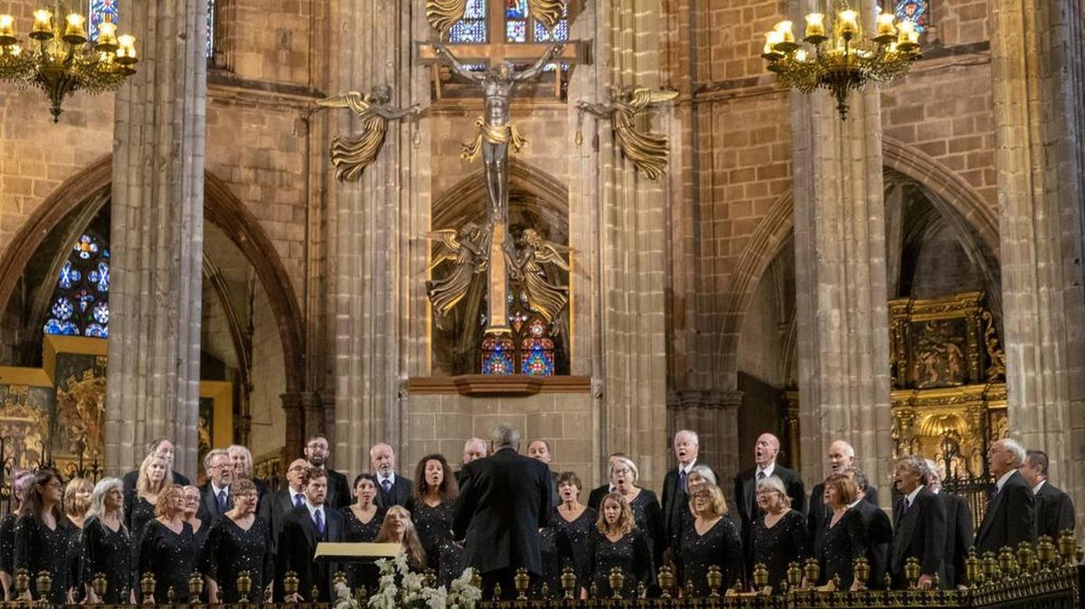 The San Luis Obispo Vocal Arts Ensemble recently performed in Canta Al Mar, Spain and won silver and gold medals at an internationally acclaimed choral festival.