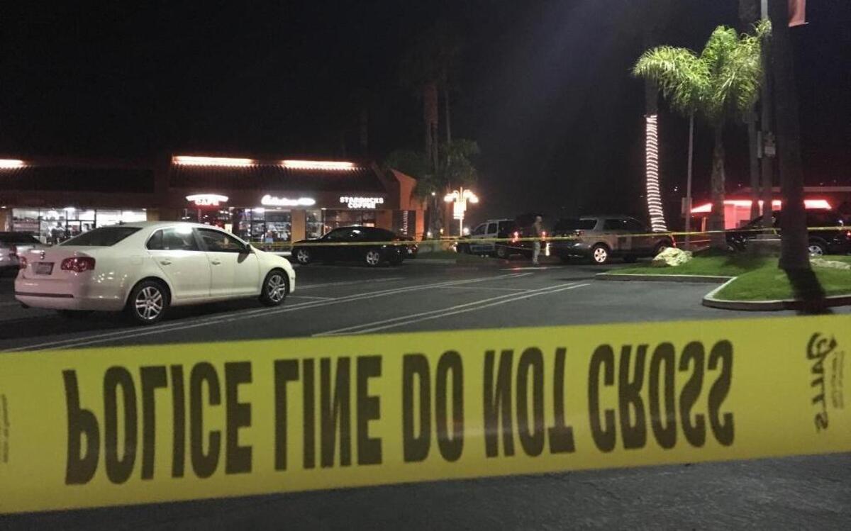 Police investigate a reported stabbing and carjacking outside a Starbucks on Five Cities Drive in Pismo Beach on Saturday night, Sept. 24, 2016.