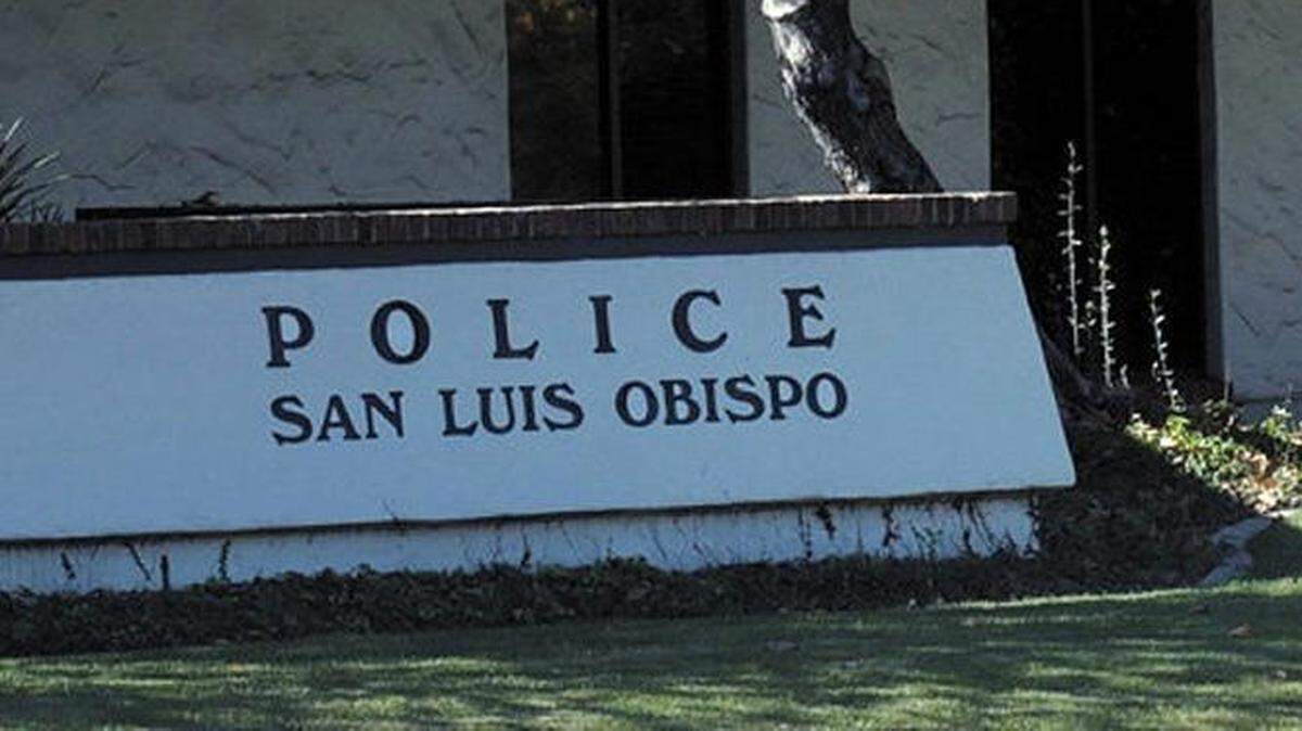 San Luis Obispo police are looking for a suspect who tried to sexually assault a Cal Poly student on Monday night.