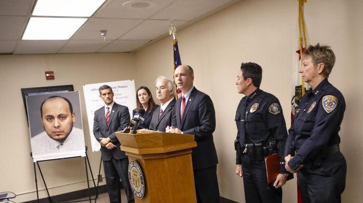 San Luis Obispo County District Attorney Dan Dow, center, holds a press conference Monday, Jan. 22, 2-18, to announce charges against Uber driver Alfonso Alarcon-Nunez.