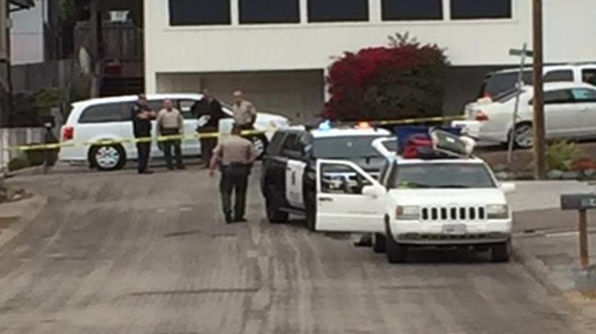 The San Luis Obispo County Sheriff’s Office investigates a suspicious death after a body was found in a car in Cayucos on Tuesday, August 15, 2017.