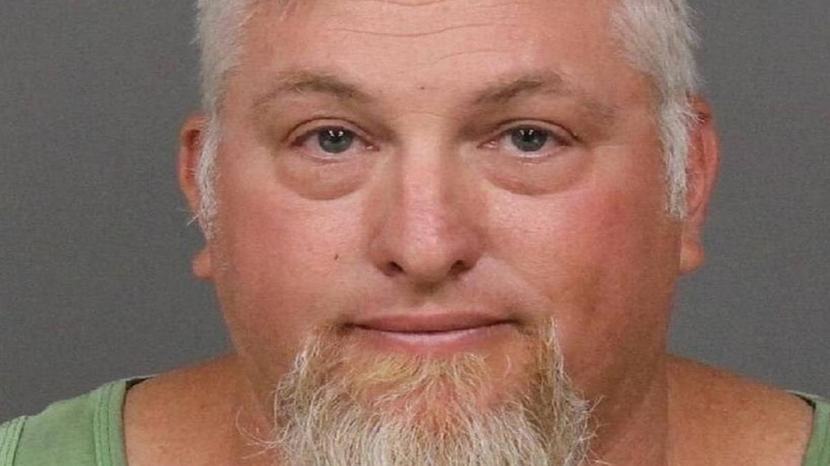 David Kenneth Lamb, 48, of Arroyo Grande, remains in County Jail in lieu of $100,000 bail. He is accused of molesting a 9-year-old girl.
