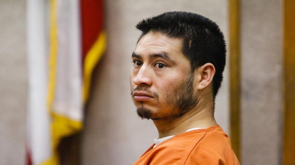 Humberto Jacobo Chavez, accused of killing his wife in Oceano in August 2015, is shown in court for a preliminary hearing in November 2015.