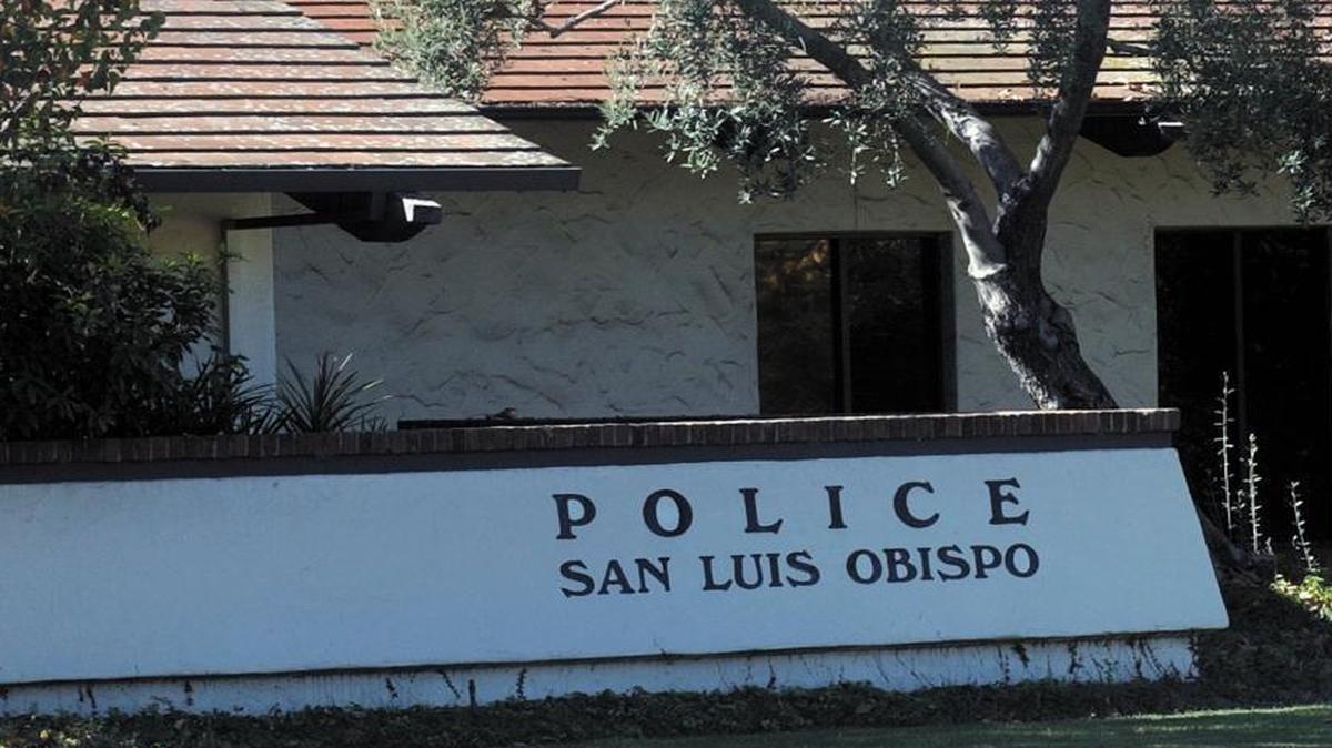 The San Luis Obispo city Police station at the corner of Santa Rosa and Walnut streets in this file photo from Nov. 18, 2004.