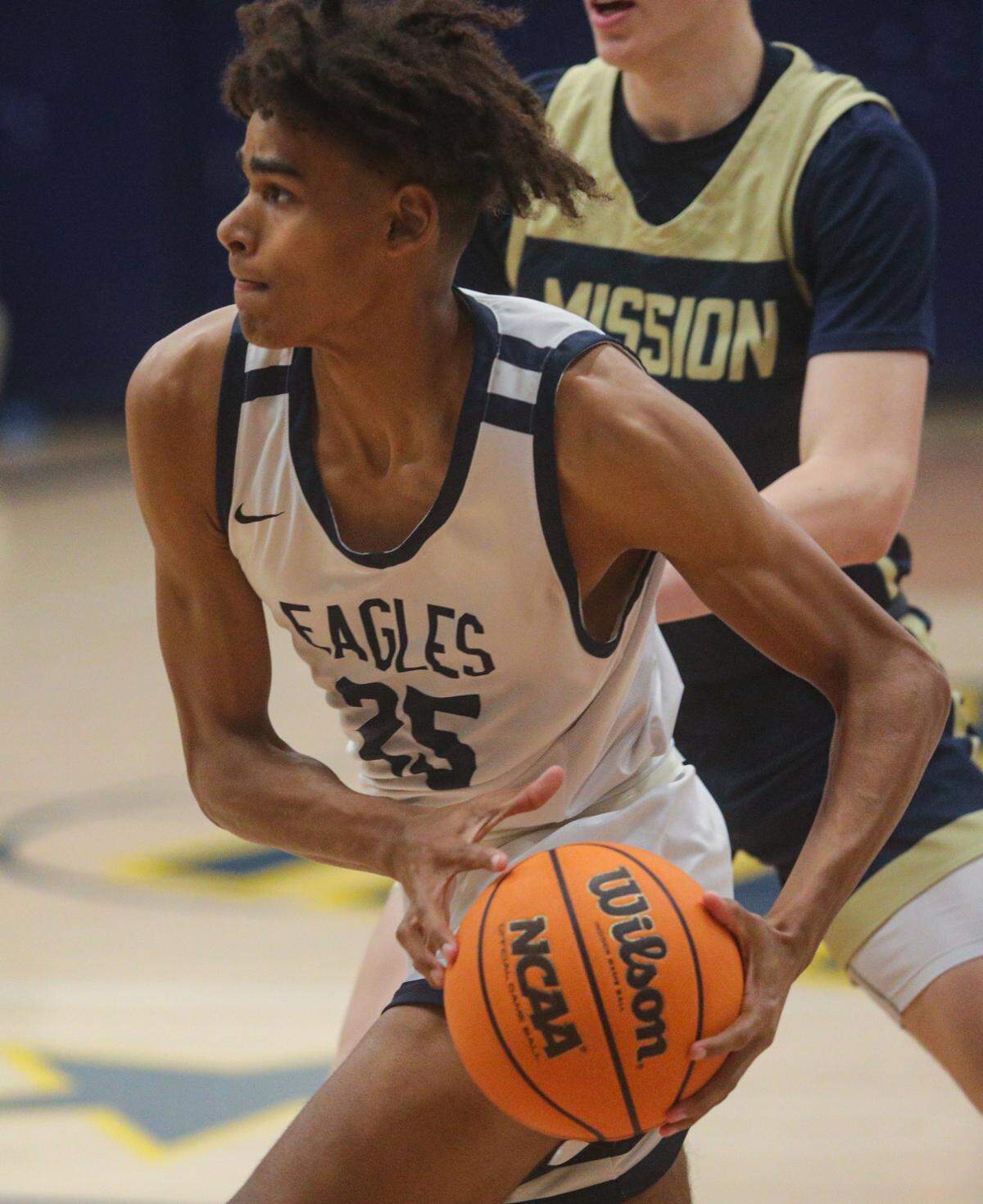 Noah Morris makes a move to basket. Mission Prep beat Arroyo Grande 64-28 in a boy’s basketball game on Feb. 10, 2023.