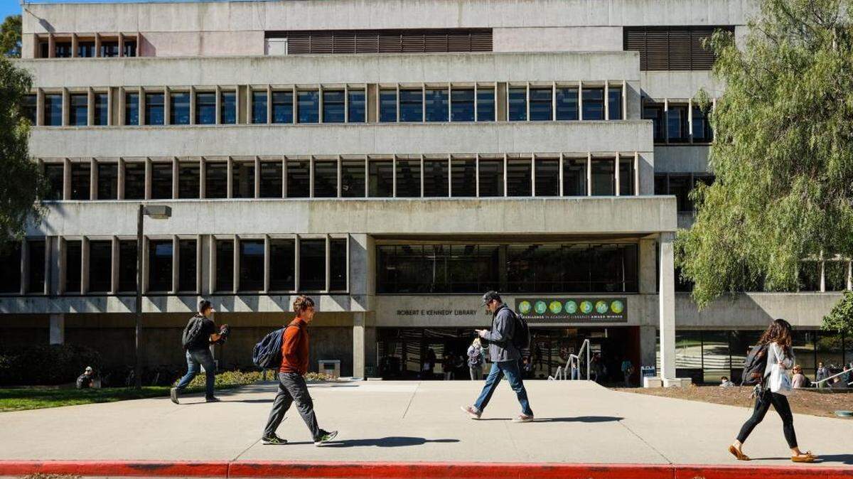 Cal Poly’s Robert E. Kennedy Library.