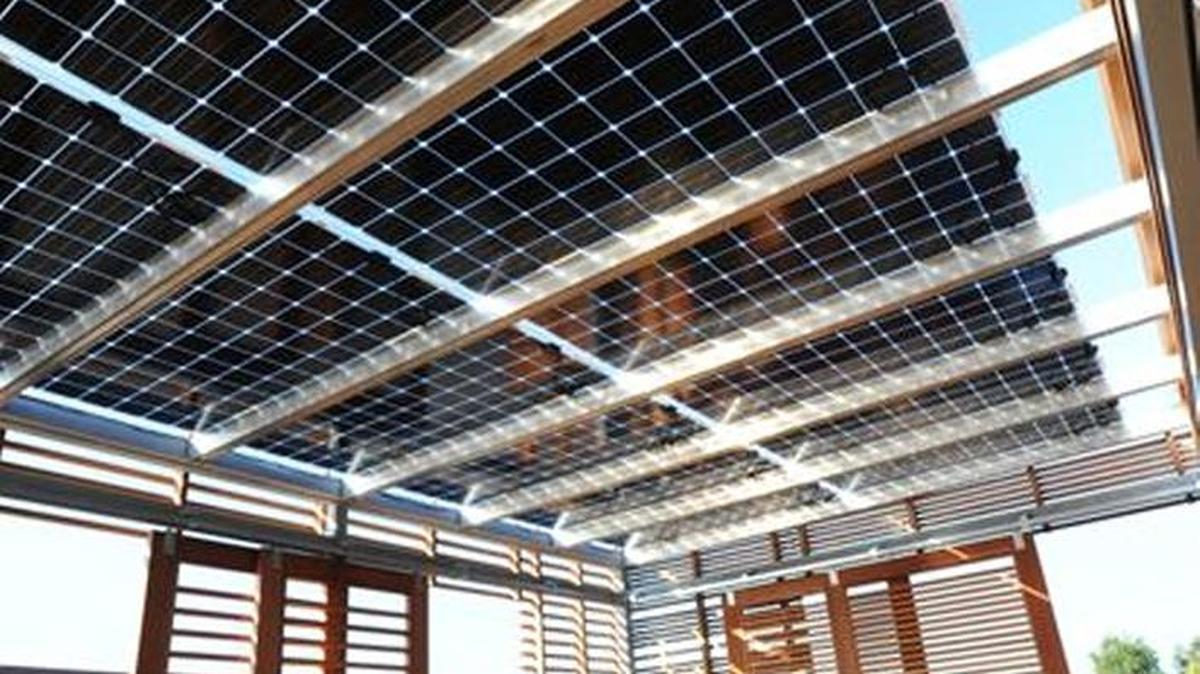 Cal Poly’s energy-efficient home features bifacial solar panels that absorb light on the bottom and top of their surfaces.