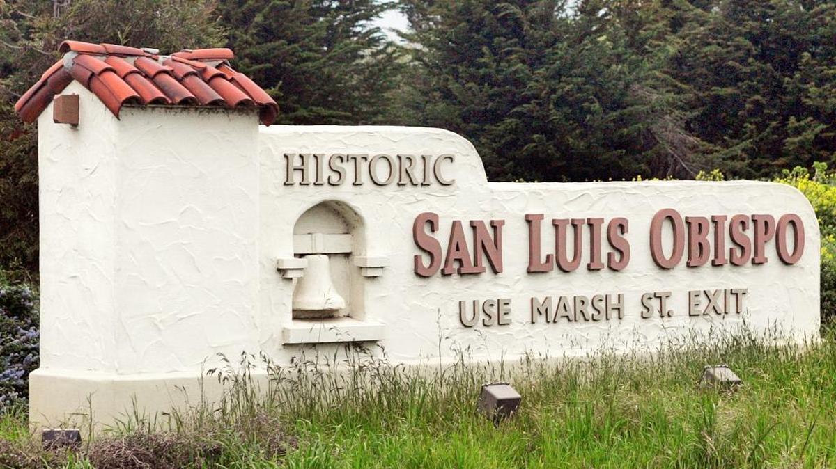 San Luis Obispo gateway sign.