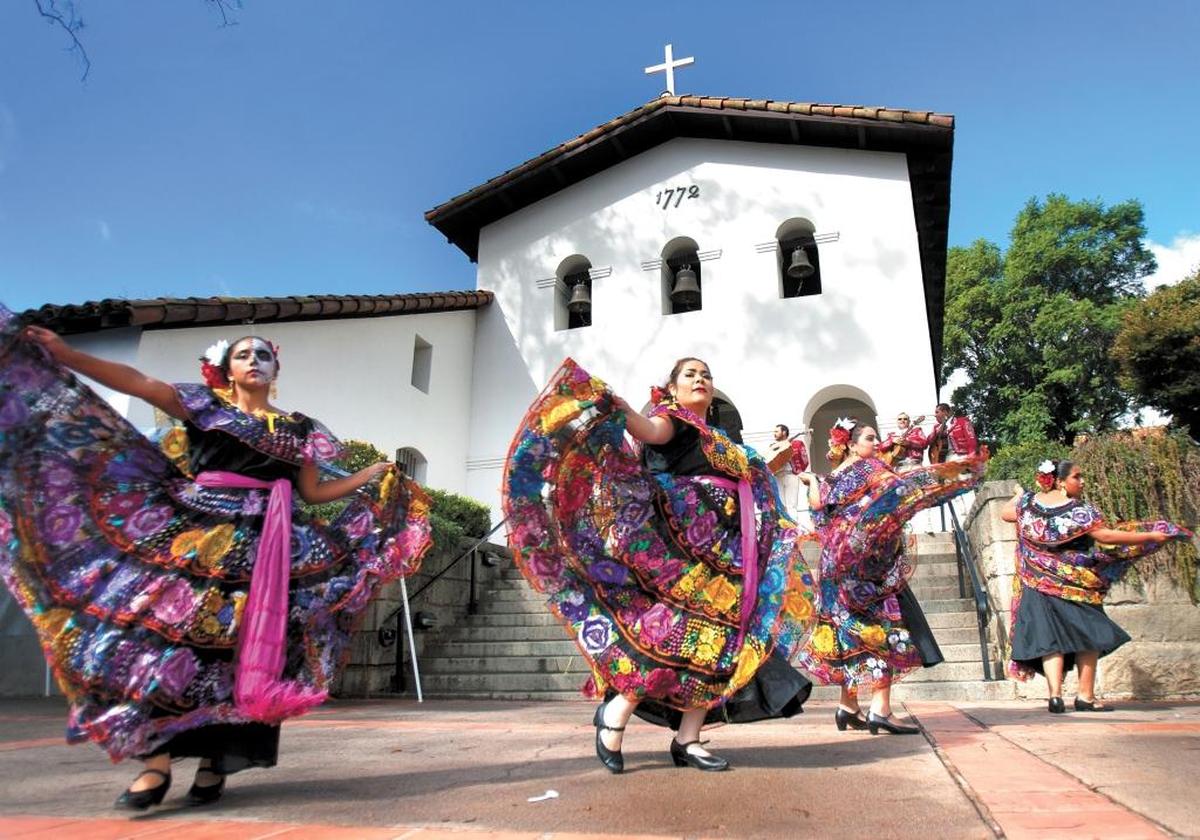 Alma de Valle dancers from Pioneer Valley High School in Santa Maria perform in front of Mission San Luis Obispo during Día de los Muertos festivities in 2014.