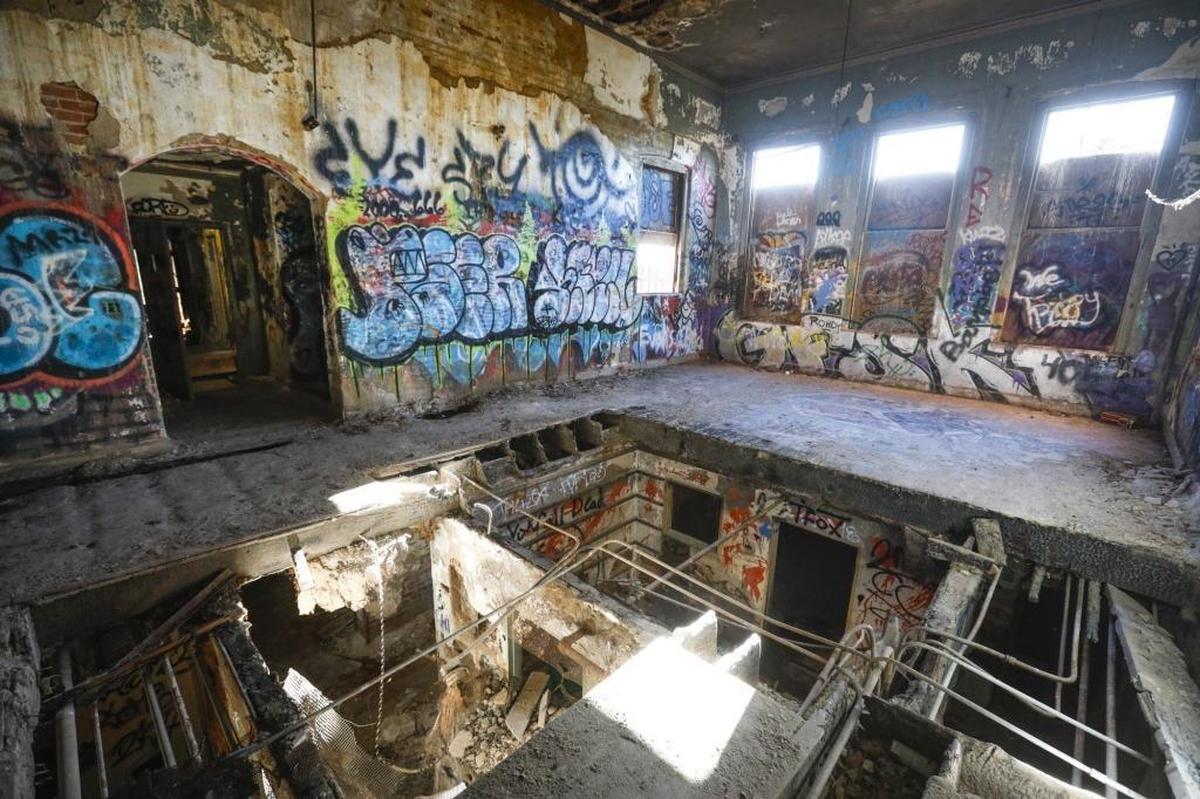 The old Sunny Acres orphanage, left abandoned and vandalized for years, will be renovated into a home for adults with mental illness. A 1989 fire resulted in floors being demolished.
