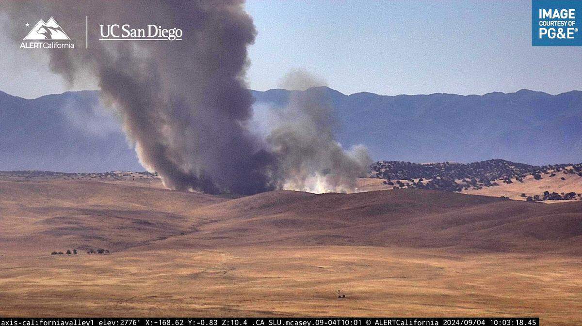 The Chimineas Fire burns in California Valley near the Carrizo Plain National Monument on Wednesday, Sept. 4, 2024.
