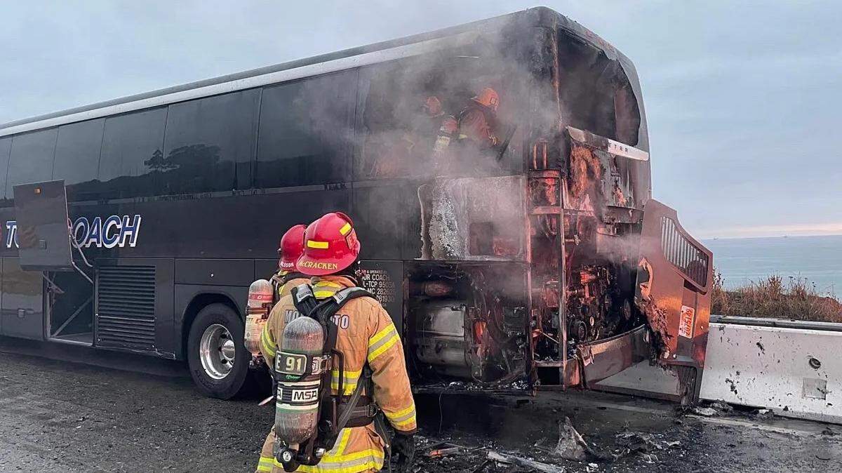 A tour bus engine fire forced the evacuation of the driver and around 30 passengers Saturday evening on Highway 101 in Montecito. There were no injuries, but the bus’ cleanup and removal stalled southbound traffic for hours. 