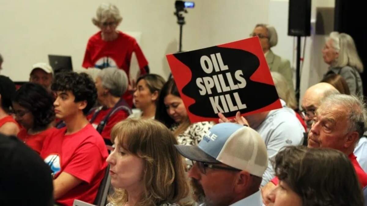 Hundreds turn out for Thursday’s meeting of the California Coastal Commission to discuss fines against Sable Offshore Corp. for continuing construction on the pipeline that caused the 2015 Refugio oil spill.