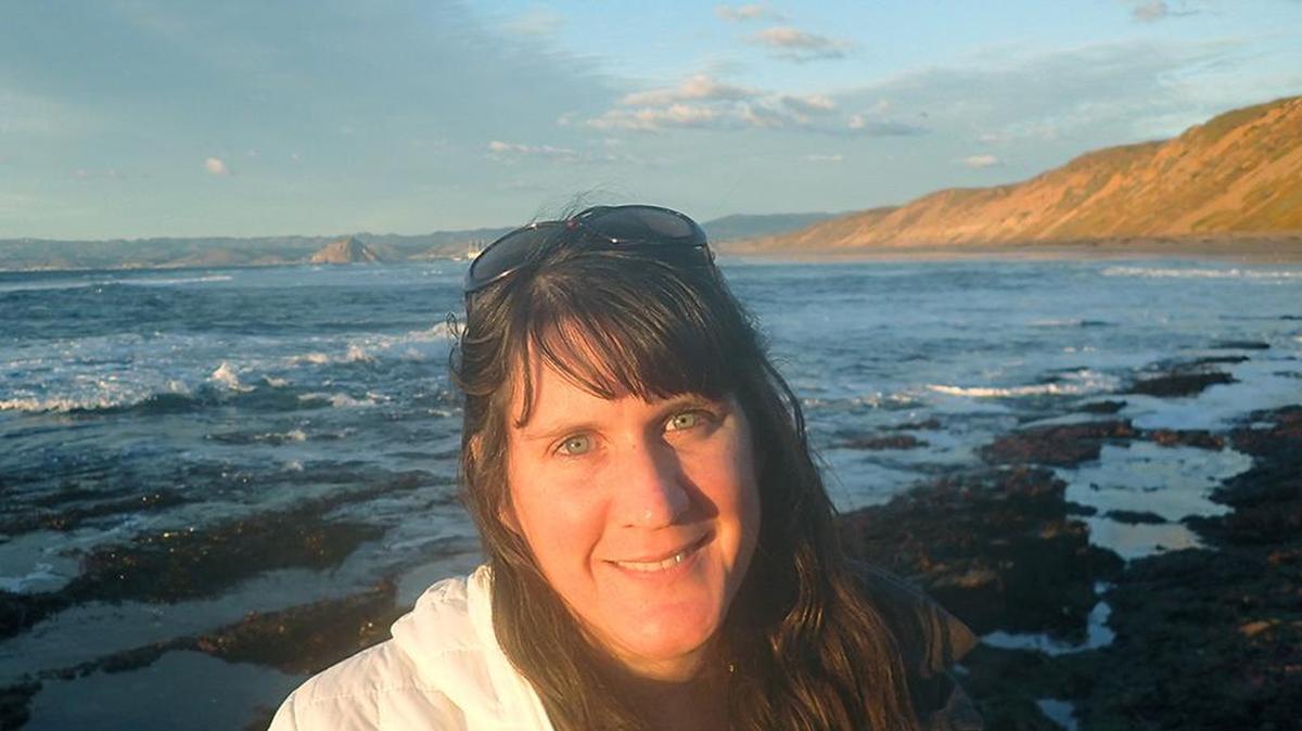 Jennifer O’Leary, a California Sea Grant extension specialist based at Cal Poly, will use the Pew Fellowship grant to study marine conservation in the Indian Ocean.
