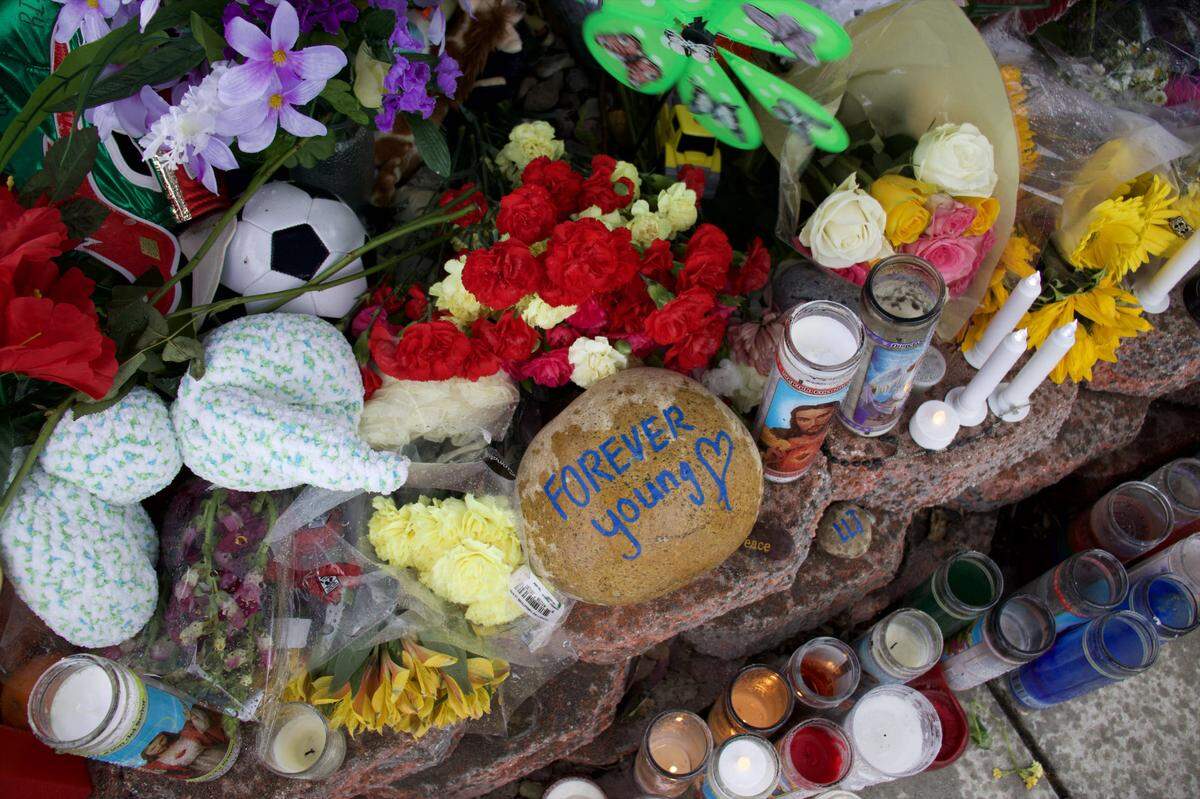 The growing memorial for José Gutiérrez, the 11-year-old boy killed in a hit-and-run in Atascadero on March 15, 2025, is filled with candles, flowers and messages three days after the crash, showing the outpouring of community support for the family. It sits on the sidewalk in front of the Danish Care Center at 10805 El Camino Real, where the boy was hit.