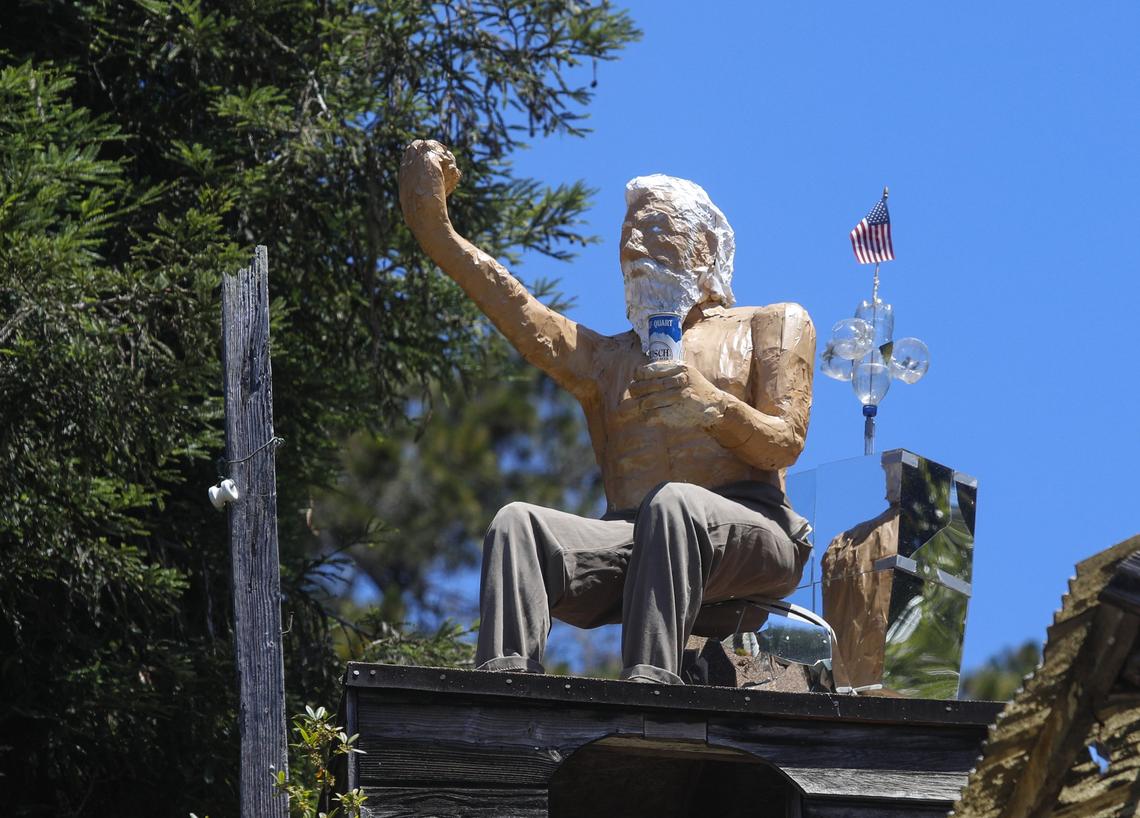 Art Beal would watch people drive by his found art house and have a beer. Depending on what he thought of them he might curse them or invite them in for a look around. Nitwit Ridge in Cambria, the eclectic found art home made by Art Beal, Der Tinkerpaw or Capt. Nitwit. David Middlecamp 6-22-2018