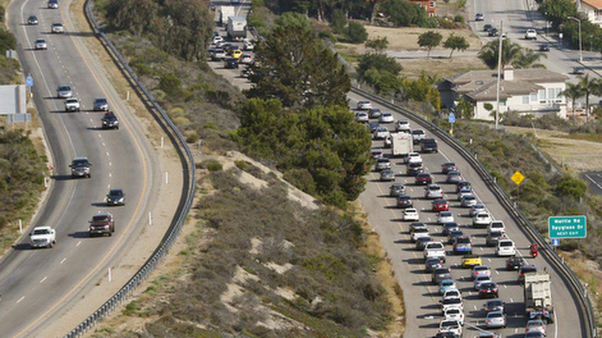 Southbound congestion on Highway 101 between Avila Beach and Pismo Beach has been an issue for decades, Only recently did the county receive a $65 million grant to add a “part-time” lane that will be open during rush hours,