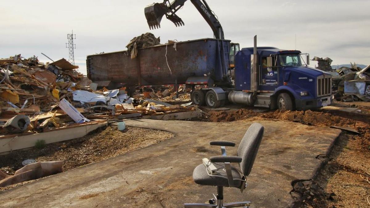 Debris from the demolition of five large modular buildings on Cuesta College’s North County campus in Paso Robles is being removed to make way for a new Campus Center. About 75 percent of the material will be recycled.