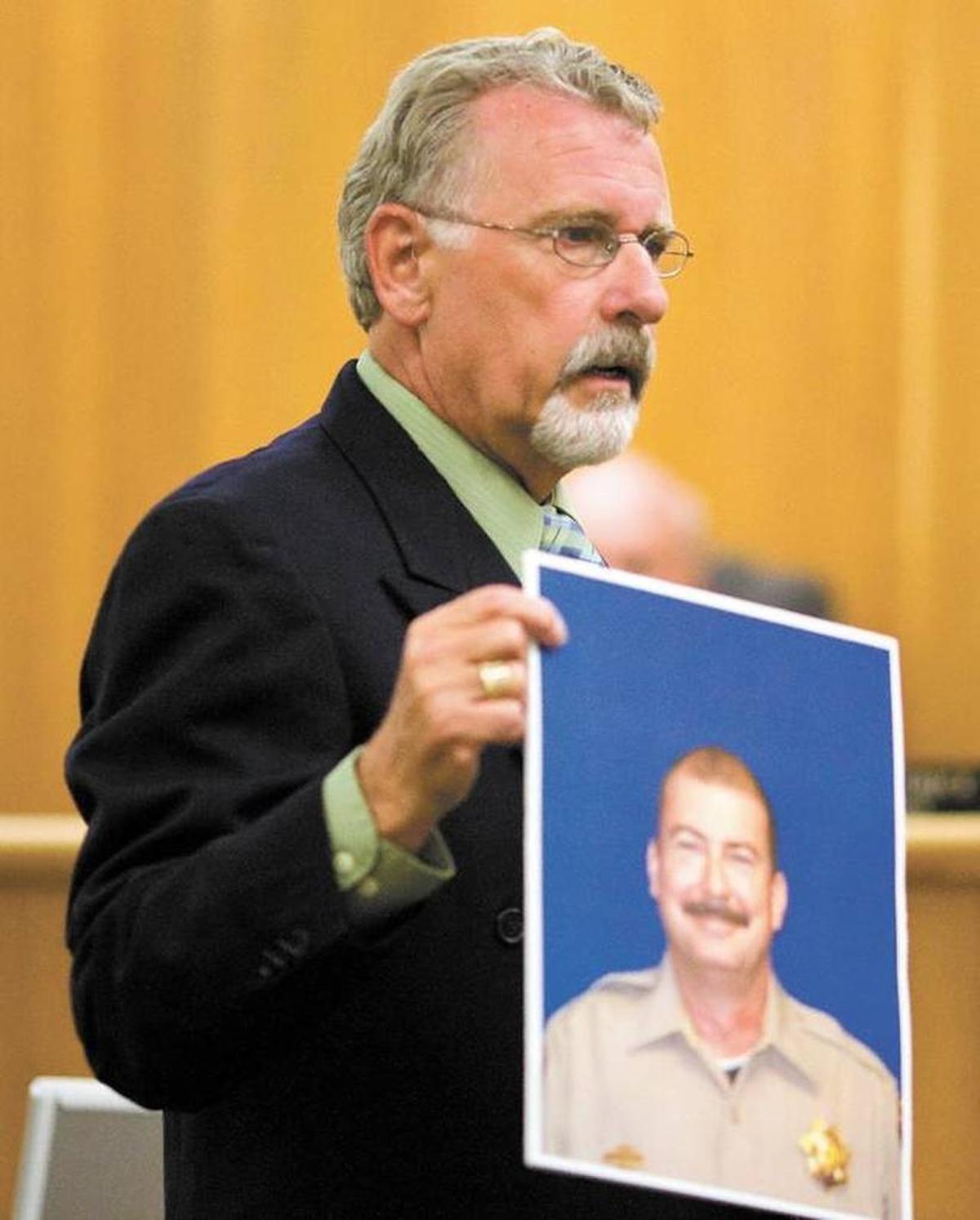 Then-Deputy District Attorney Lee Cunningham addresses the jury in the 2012 second-degree murder trial of Kaylee Ann Weisenberg, who struck and killed CHP Officer Brett Oswald while driving intoxicated.