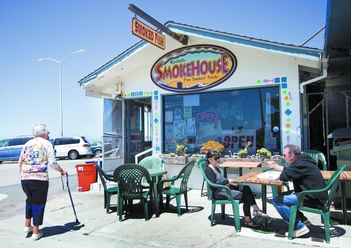Ruddell’s Smokehouse in Cayucos closed in January 2022.