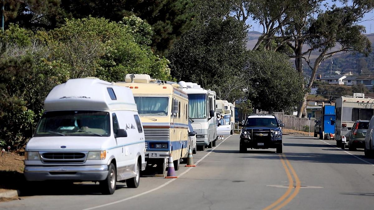 A view of Palisades Avenue in Los Osos in 2021, prior to establishment of the Kansas Avenue Safe Parking program. Some Los Osos residents fear their community will once again become a de facto safe parking lot if the Kansas Avenue site closes.