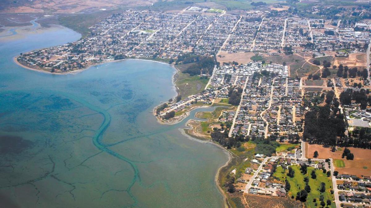 Aerial views of Los Osos and Baywood Park from 2007.
