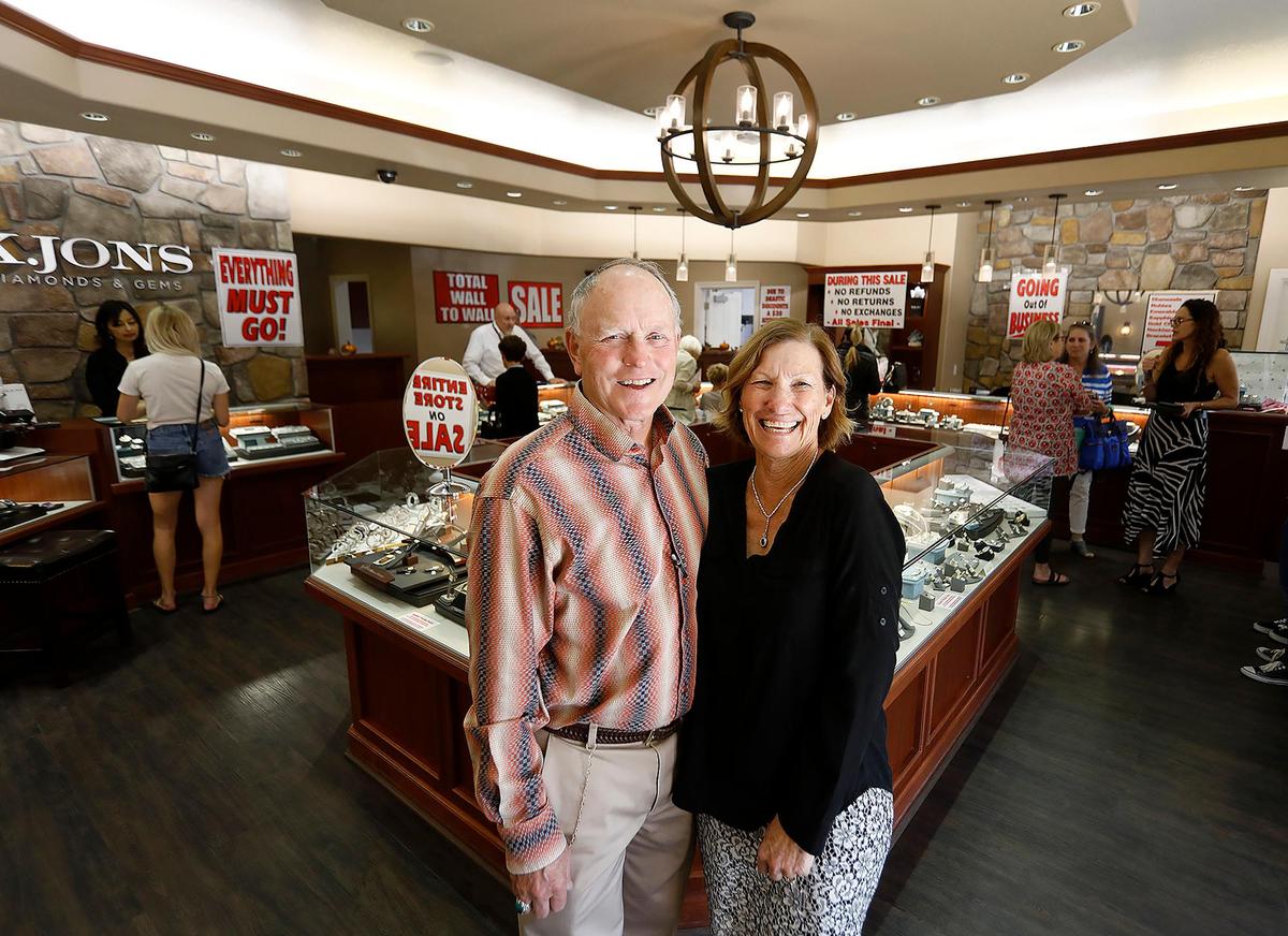 Stan and Mary Sherwin, owners of K. Jons Diamonds and Gems in Atascadero, are retiring and closing their store after 40 years in business.