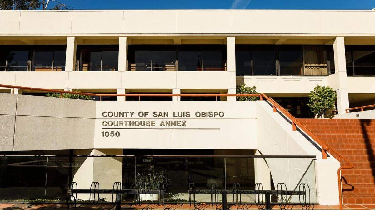 The San Luis Obispo Courthouse Annex. The Law Library is pictured below the courthouse’s second-story main entrance.