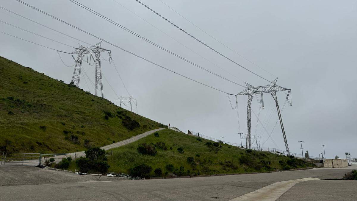 High-voltage lines carry electricity from Diablo Canyon nuclear power plant to a switchyard and then out to California’s energy grid.