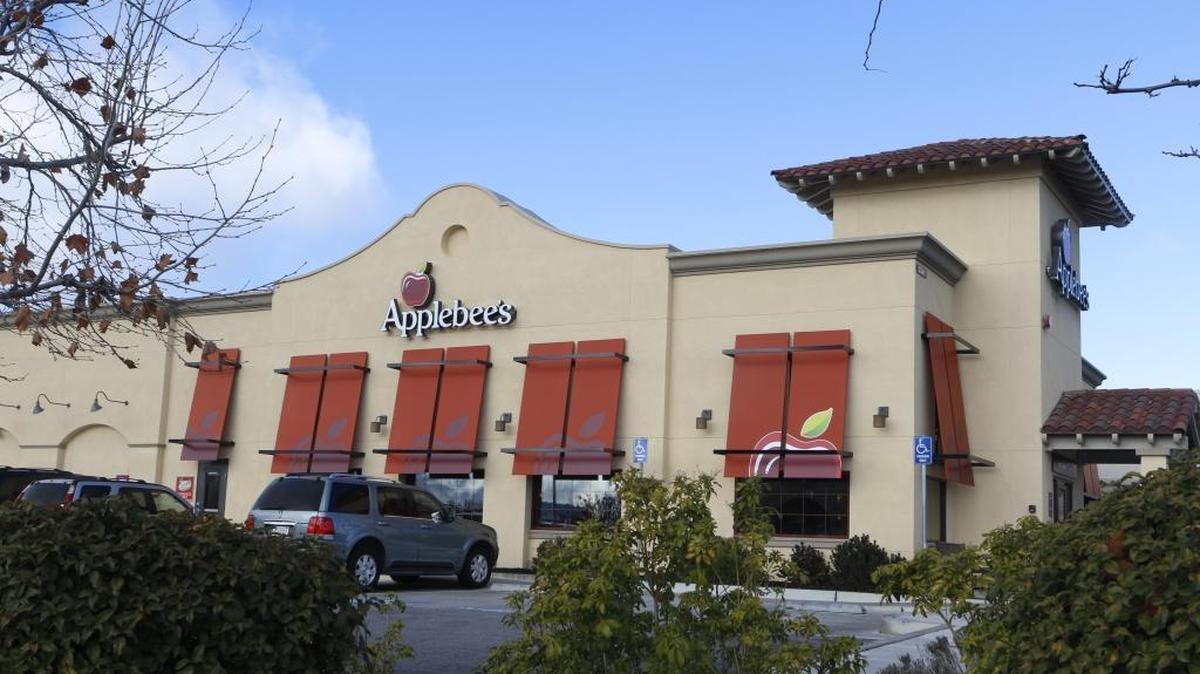 An Atascadero woman found a slice of fingertip in her salad while eating at the Applebee’s in Paso Robles.